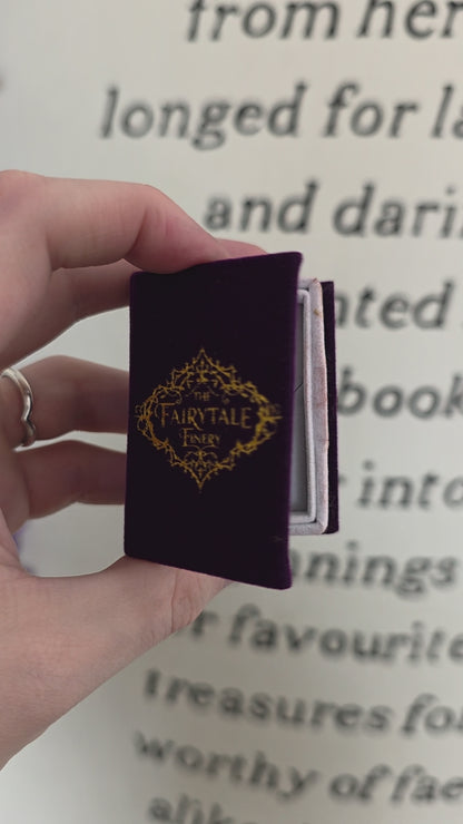 Green Agate Sterling Silver Wire Wrapped Necklace